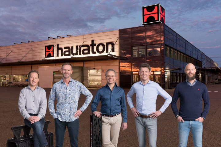 HAURATON alta dirección:
desde la izquerda: Patrick Wieland, Michael Schenk, Marcus Reuter, Christoph Ochs y Marcel Flattich